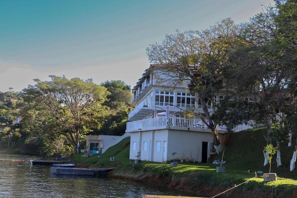 Pousada Marina Aguas De Igarata Luaran gambar